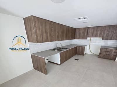 فیلا 3 غرف نوم للايجار في تاون سكوير، دبي - IMG-20250718-WA0060. jpg