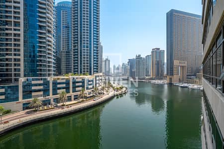 1 Bedroom Flat for Rent in Dubai Marina, Dubai - Bright Apt | Ready to Move In | Lake View
