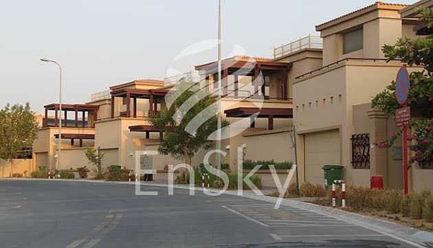 位于哈里发城，高尔夫花园，爱神别墅区 4 卧室的联排别墅 3999999 AED - 12266197