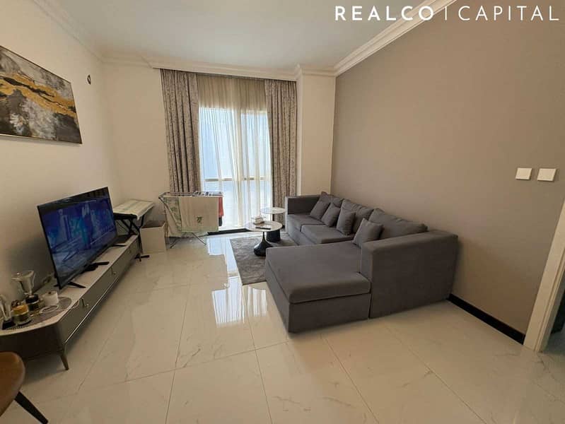 High ROI | Spacious Unit | Near Metro Station