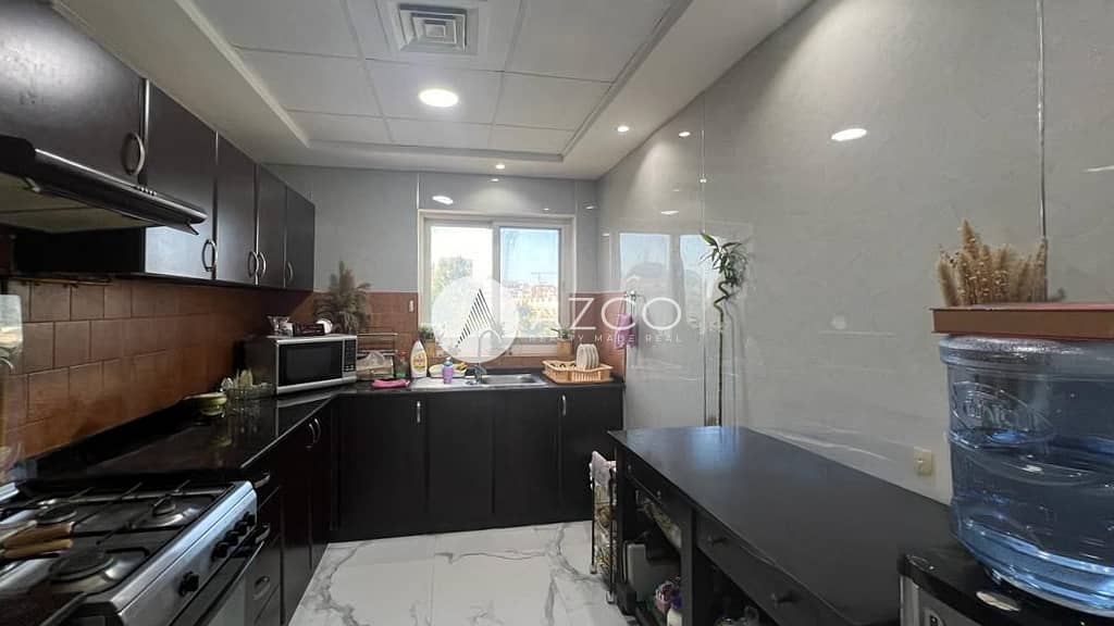 3 AZCO REAL ESTATE-22. jpg