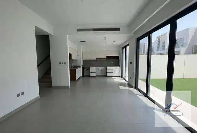 2 WhatsApp Image 2025-07-18 at 15.07. 44_d0b73a4d. jpg