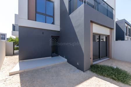 4 Bedroom Townhouse for Rent in Dubai South, Dubai - Impressive 4 Bed | Prime Location | Call to view