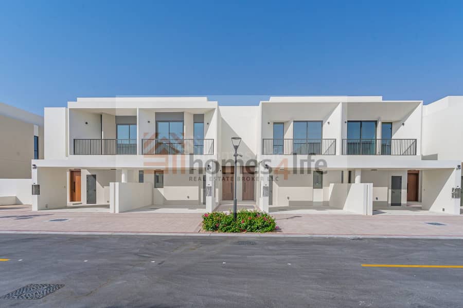 位于城市广场，马哈联排别墅 3 卧室的联排别墅 160000 AED - 12266688