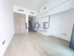 HIGH RISE STUDIO || MARINA VIEW || NEAR TO TRAM