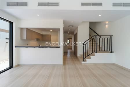 4 Bedroom Townhouse for Rent in DAMAC Hills, Dubai - Corner Unit | Park Backing | Single Row
