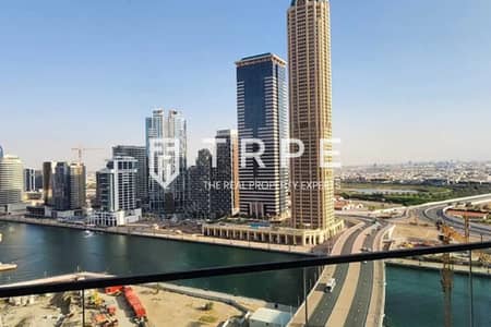 شقة 1 غرفة نوم للايجار في الخليج التجاري، دبي - شقة في زادا ريزيدنس،الخليج التجاري 1 غرفة 85000 درهم - 12268020