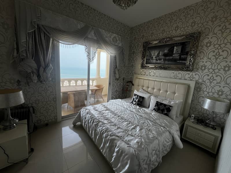 21 BREEZE906. JPG