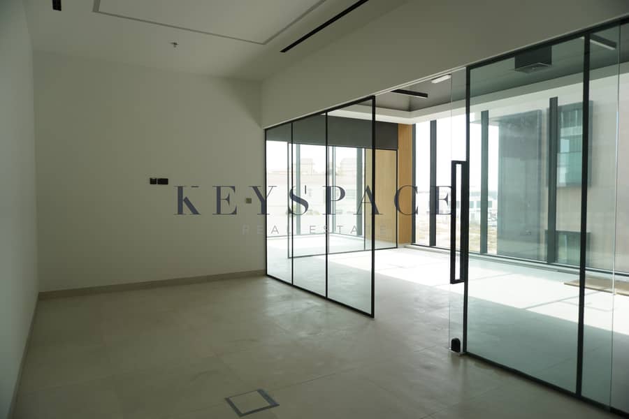 10 KSR00025. JPG