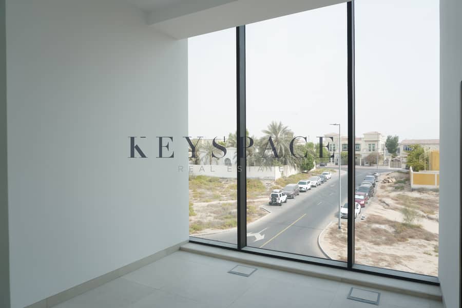 11 KSR00021. JPG