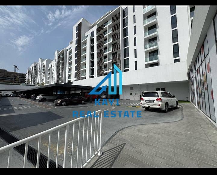 3misk1bhk10. jpeg