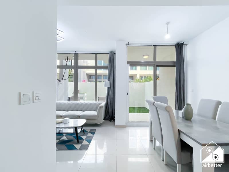 3 Amargo 310 Damac hills 2 - Living - 4. jpg