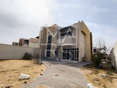 فیلا 4 غرف نوم للايجار في الطي، الشارقة - IMG-20250226-WA0013. jpg
