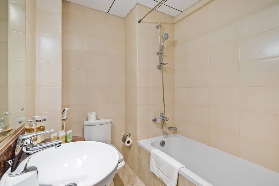 24 Oak Tree Eagle Heights 307 - 20. jpg