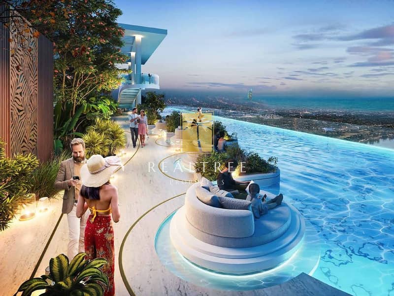 10 Pool side 2. jpg