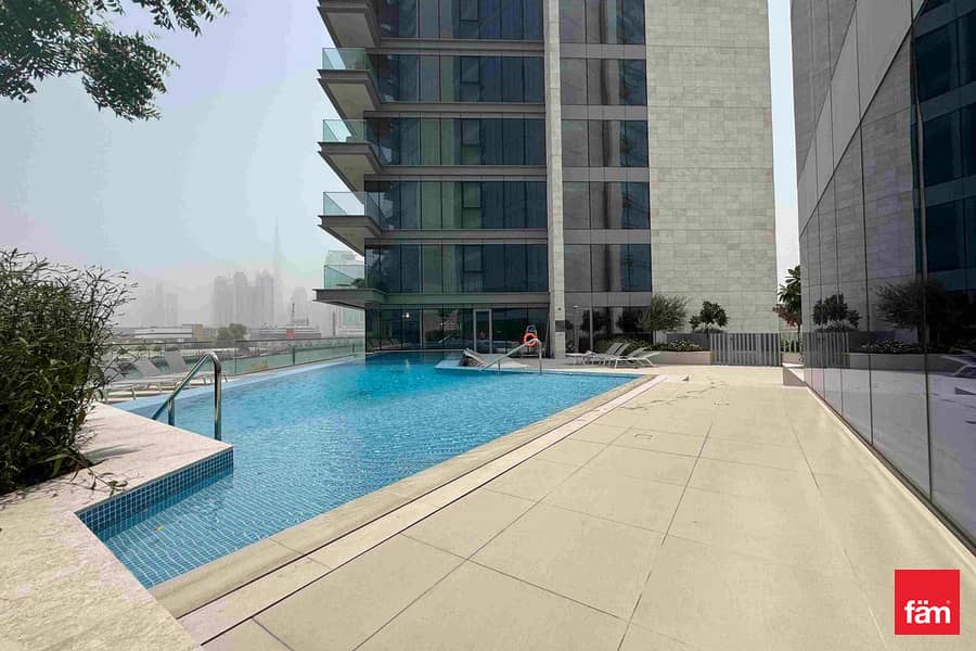Luxury | Maids | Full Canal View | Top Floor
