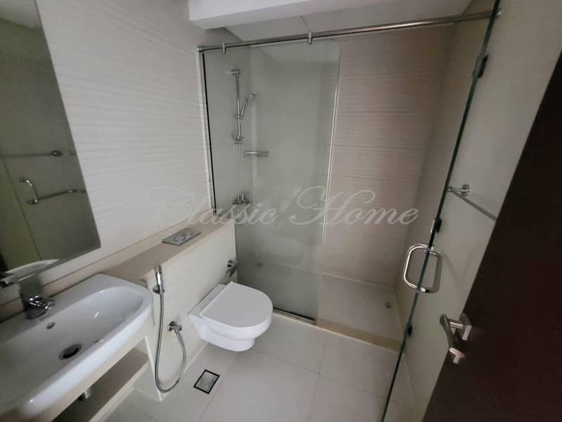 5 bathroom 2. jpg