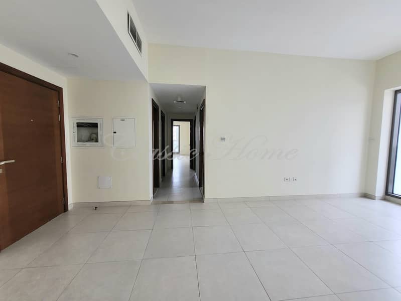 7 hallway to room. jpg