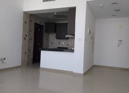 Studio Available @ 47K W/ 12Cheques Studio Available @ 47K W/ 12Cheques