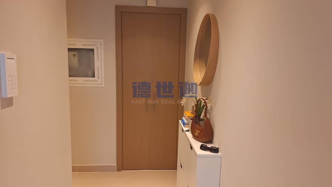 10 e48654bc-2d51-4c28-afa9-a966164ab218. JPG