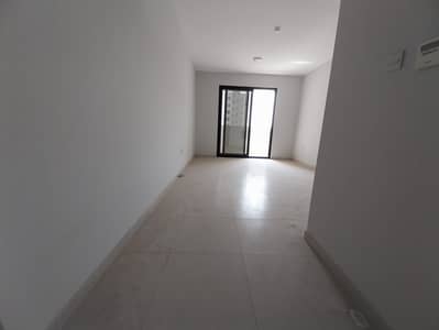 2 Cпальни Апартаменты в аренду в Абу Шагара, Шарджа - IMG-20250719-WA0013. jpg