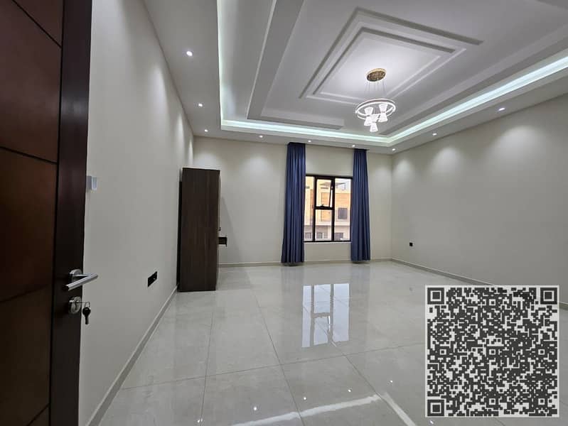 8 5cf27ec9-312f-4f28-ae7d-44caabc794c0. jpg
