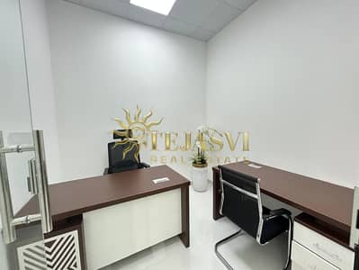 مکتب  للايجار في القرهود، دبي - 1c002134-0f7a-4136-bc3d-a111577edc7c. jpg