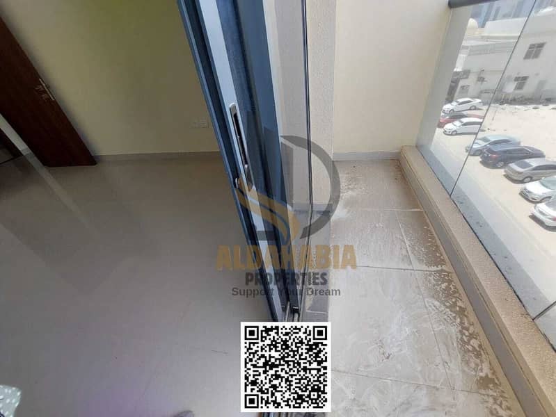 15 3029dd9a-6ca4-44ad-8292-d2f84df04256. jpg