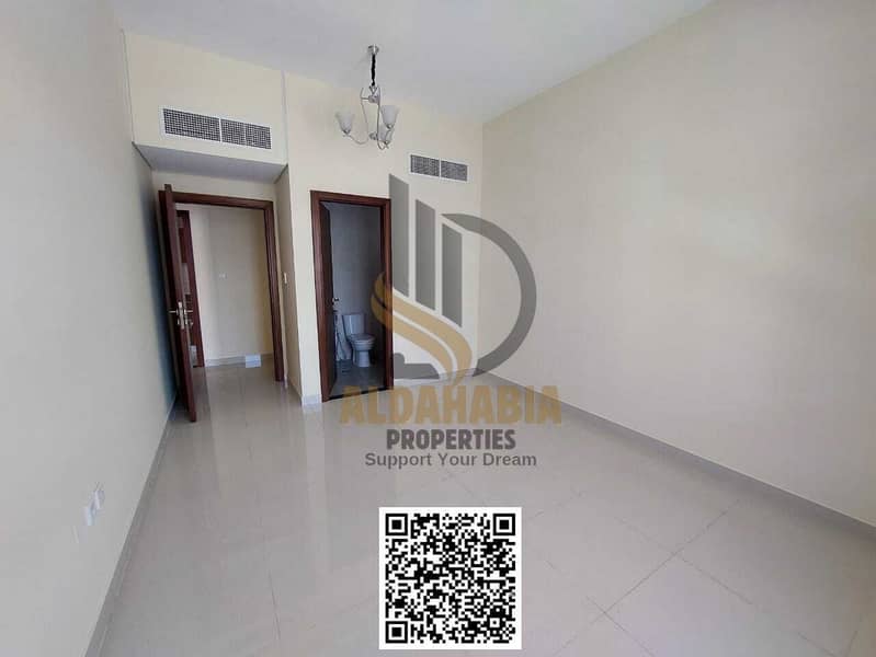 18 ad2626eb-f10d-4829-90cf-3393ecb15194. jpg