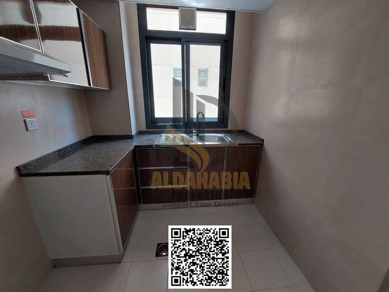 24 ee5b1d91-c687-4246-8a05-9bb2cb721090. jpg