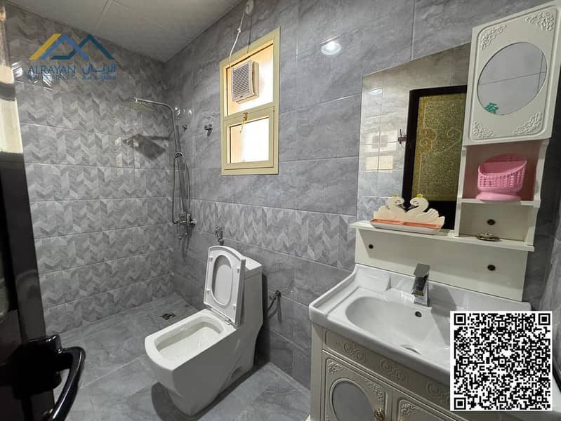 15 51b3b6b5-2482-4e73-8e7f-4c063f0e5cd5. jpg