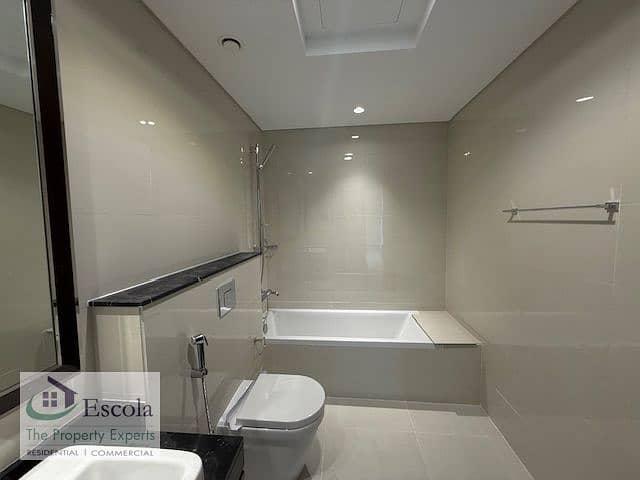 12 toilet. jpg