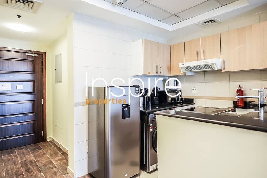8 kitchen 2. jpeg