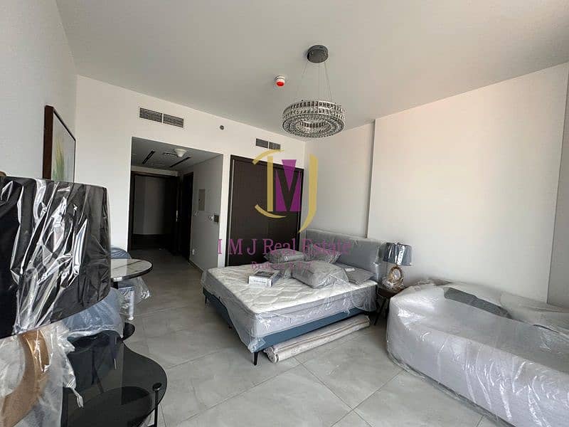 2 7aed2bee-24d4-41e7-b5d8-95f70ce9afed. jpg