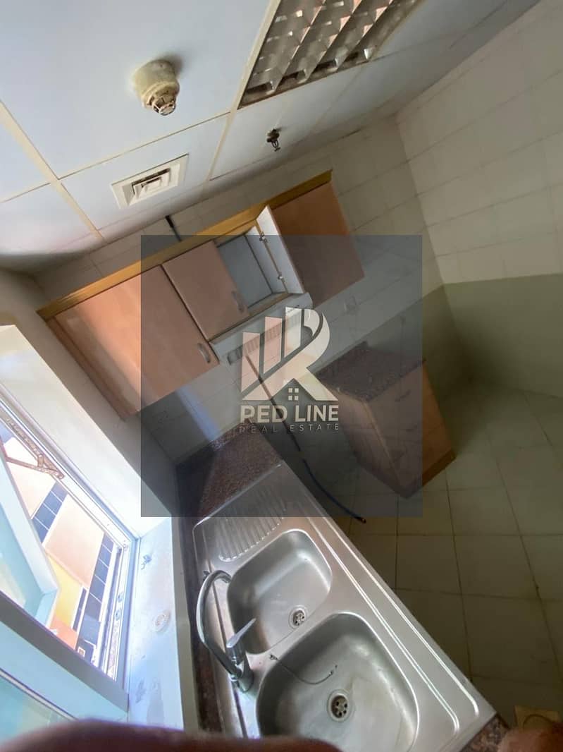 12 daf6ebd7-ba4c-430f-a252-6aa7ada5fc44. jpeg