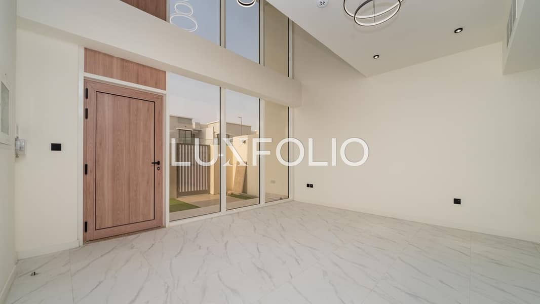 位于迪拜乐园，鲁康社区，鲁康3区 3 卧室的联排别墅 160000 AED - 12281167