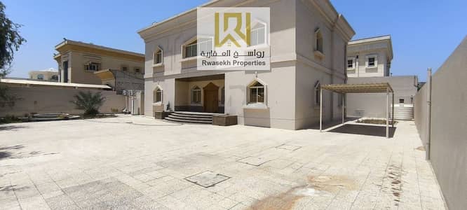 فیلا 4 غرف نوم للايجار في الجرف، عجمان - IMG-20250721-WA0235. jpg