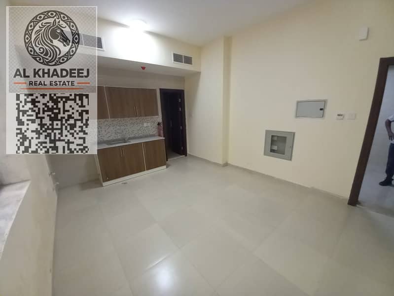 3 3bdd03d3-c93f-4461-9b35-56b13e5799d3. jpg