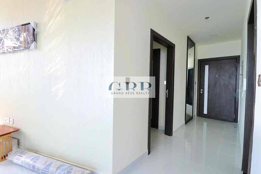 16 d24d9844-7531-49b8-8a09-aea425cdf7f6. jpg
