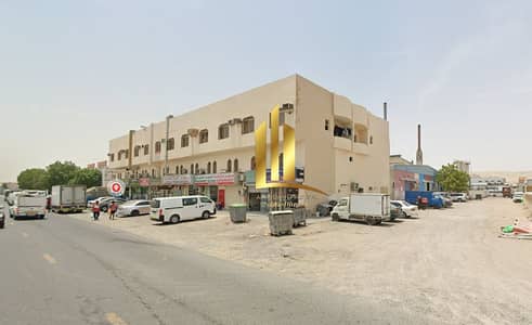 مبنی تجاري  للبيع في المنطقة الصناعية، الشارقة - ‫1 10 Street‏ -‏ خرائط ‪Google‬‏‏ - Google Chrome‬ 21_07_2025 11_32_12 ص. png