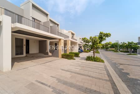 3 Bedroom Townhouse for Rent in Tilal Al Ghaf, Dubai - Single Row | Built-in Appliances | Best Price