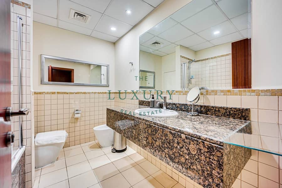 12 Spacious_Unit___Sea_View___Fully_Furnished_-0. jpg
