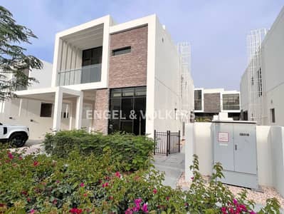 4 Bedroom Townhouse for Rent in DAMAC Hills, Dubai - Brand New | Luxurious Trump Finish | Large Unit