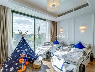 5 Bedroom Villa for Rent in Jumeirah Islands, Dubai - Luxury | Fully Upgraded Villa | Lake View