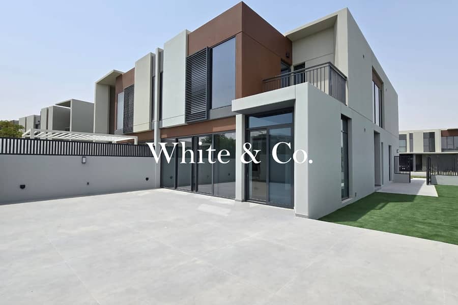 位于迪拜乐园,樱花树联排别墅区 4 卧室的联排别墅 260000 AED - 12284393 位于迪拜乐园,樱花树联排别墅区 4 卧室的联排别墅 260000 AED - 12284393