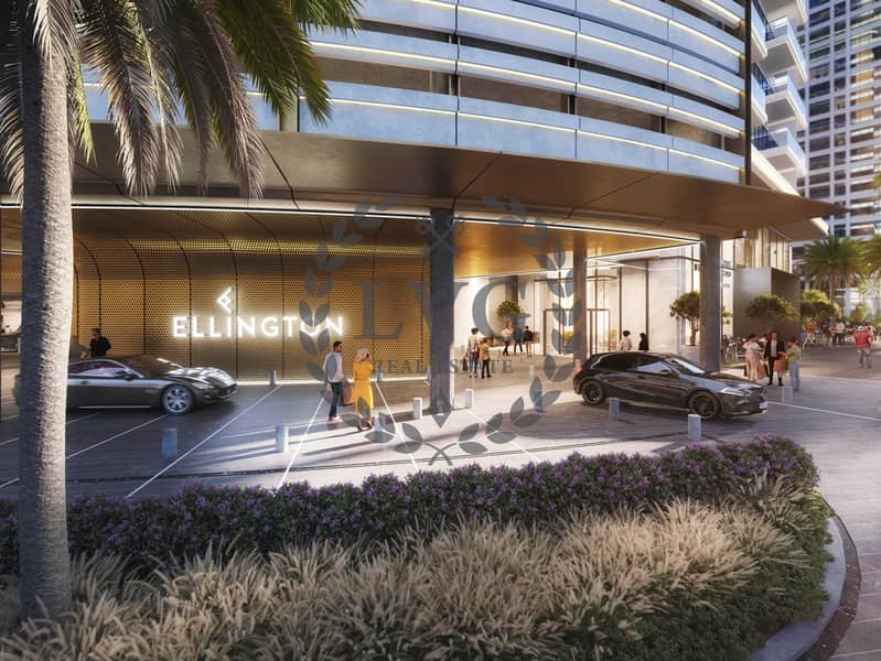 9 UH  by Ellington - drop off area. jpg