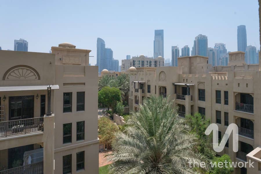 位于迪拜市中心，老城区，燕舒公寓，燕舒5号楼 2 卧室的公寓 180000 AED - 11870138