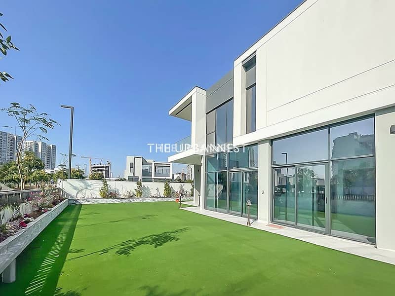 位于阿尔弗雷德街区,穆罗杰弗雷恩别墅区 5 卧室的别墅 460000 AED - 12285410 位于阿尔弗雷德街区,穆罗杰弗雷恩别墅区 5 卧室的别墅 460000 AED - 12285410