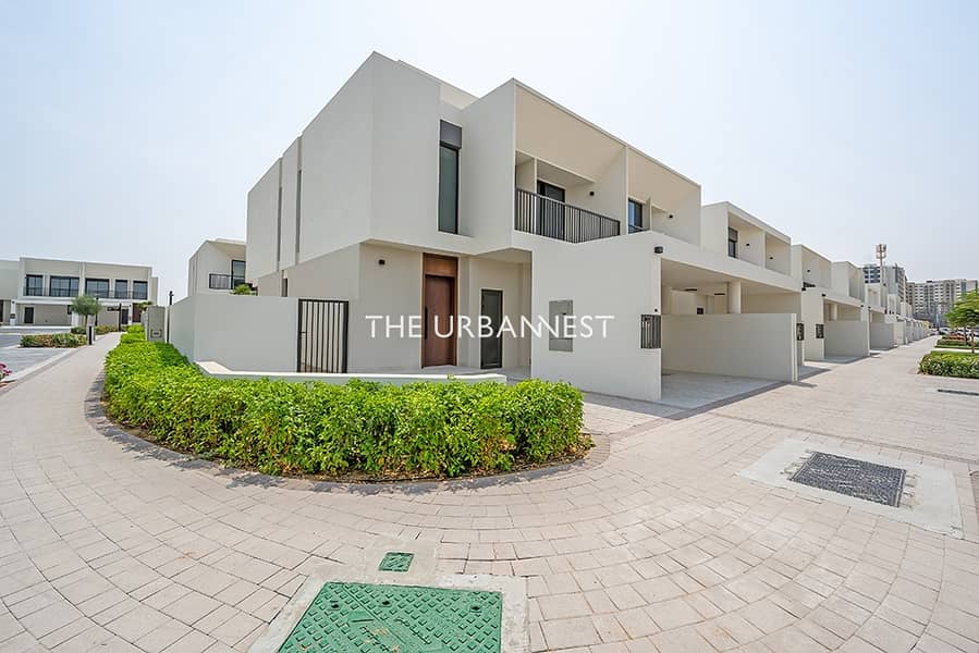 Corner Unit | Pool-Facing | Brand New | Large Plot