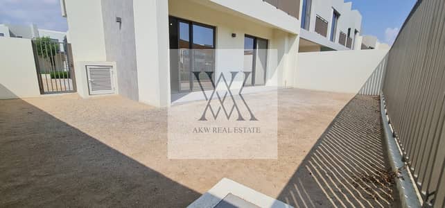 4 Bedroom Villa for Sale in Dubai South, Dubai - WhatsApp Image 2023-11-23 at 07.42. 13 (1). jpeg